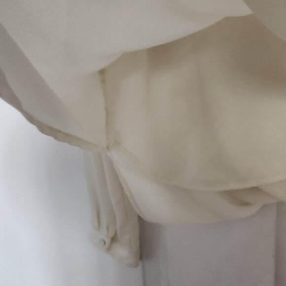 Jealous Tomato Long Sleeve Comfortable Business Blouse, Size L - Picture 4 of 7